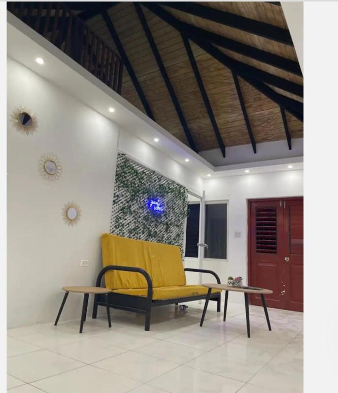 Queens Palace -Montego Bay Airport Suite 외부 사진